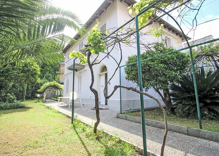 Sofia By Interhome شقة مونيلّي